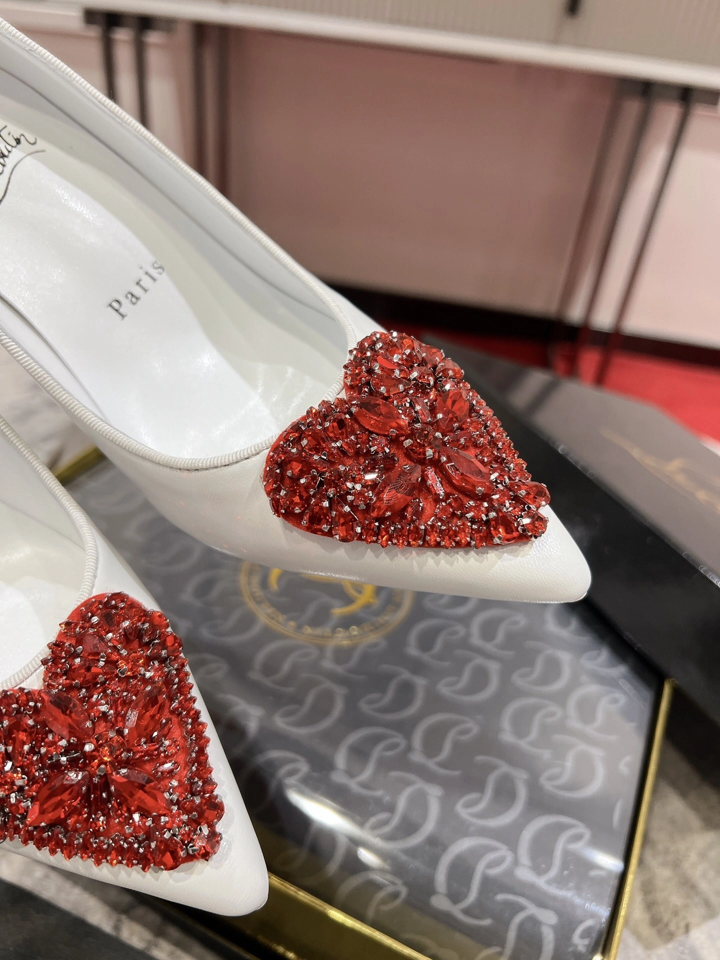 & COCO--- 32307525503 item：C-X062L1211R