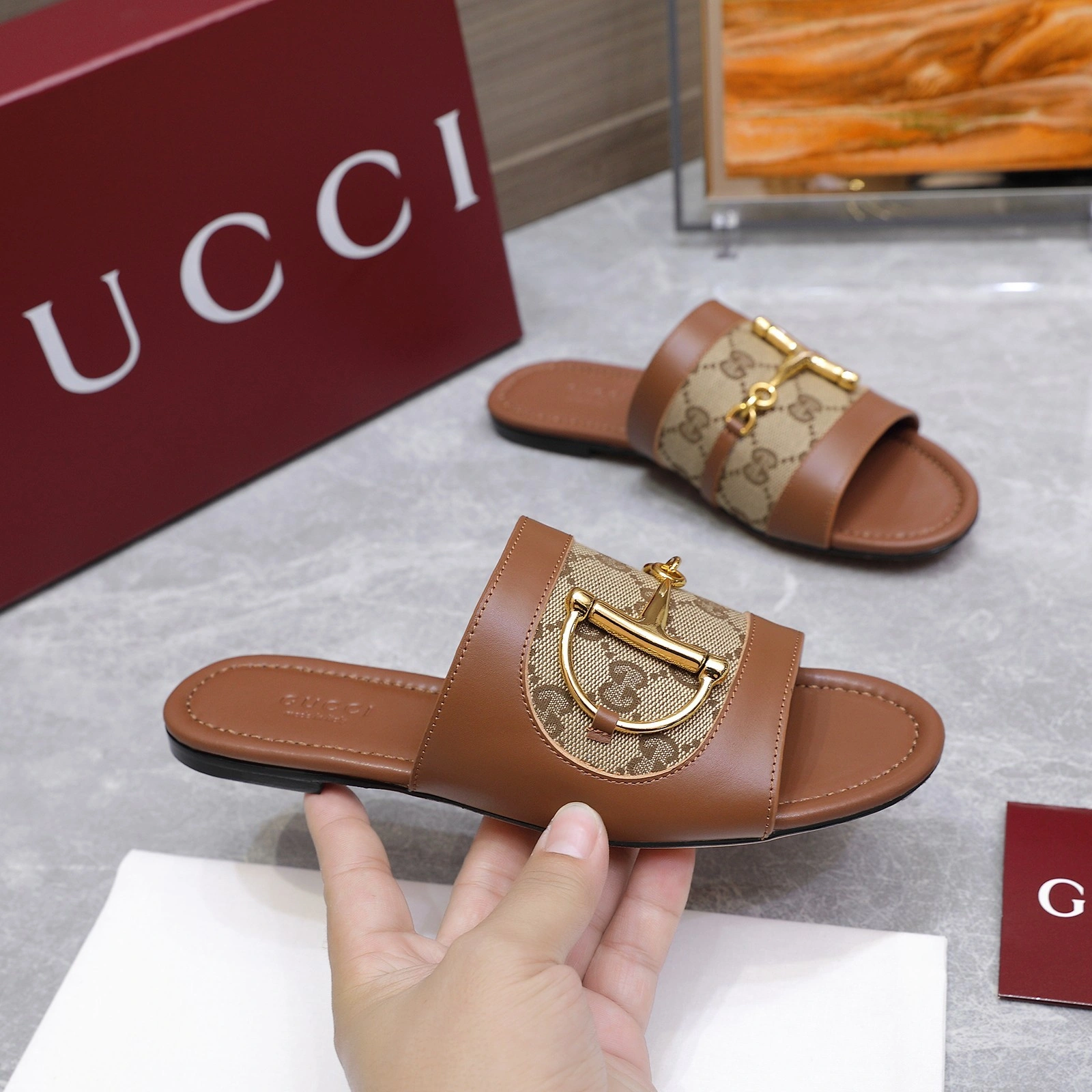 & COCO-- 6u33i 834427 AAE05 2747 cowhide Heel height：1CM item:E-X158D4152