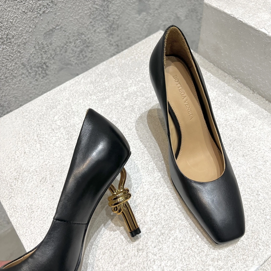 & COCO-- 775474VBSF01000 Heel height：9CM Calfskin item:D-X062M2832