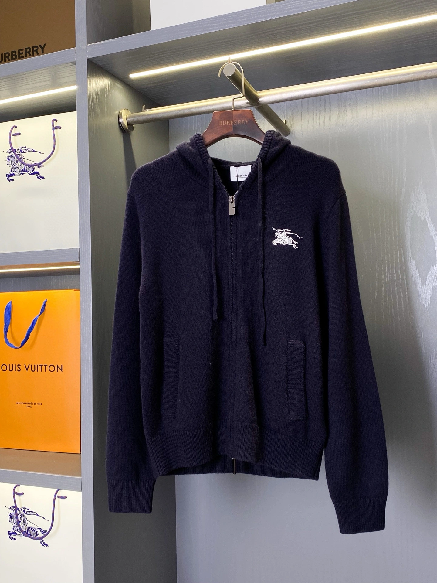 Bald Eagle-- 2ur25rry high quality version cashmere wool 2colour item: E-F020J0566-2H