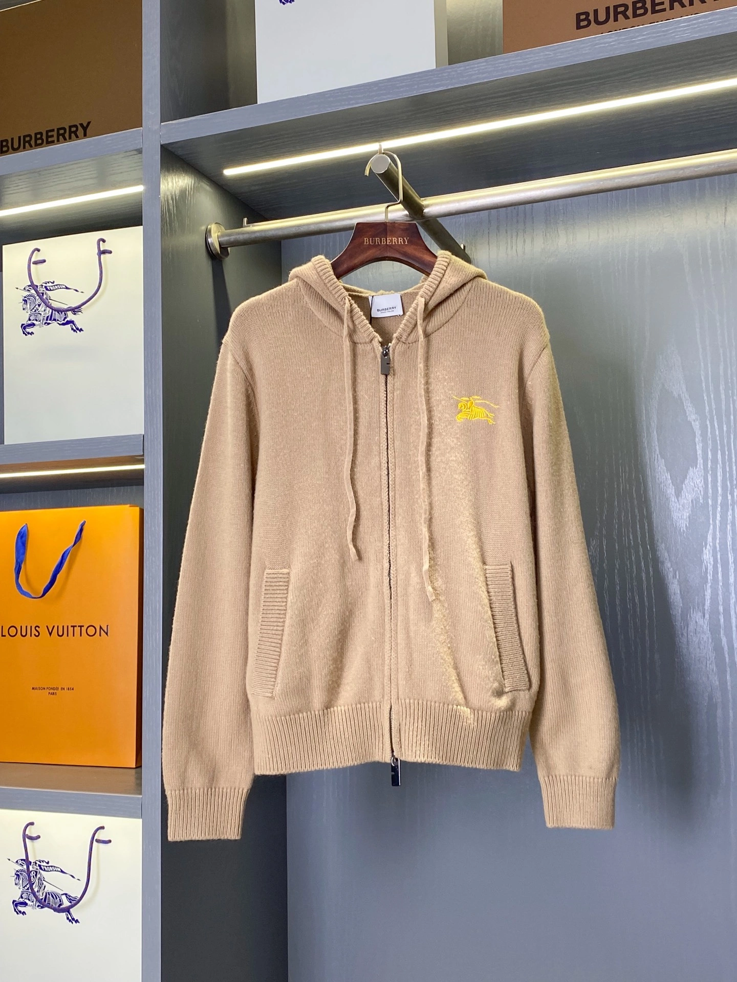 Bald Eagle-- 2ur25rry high quality version cashmere wool 2colour item: E-F020J0566-2H