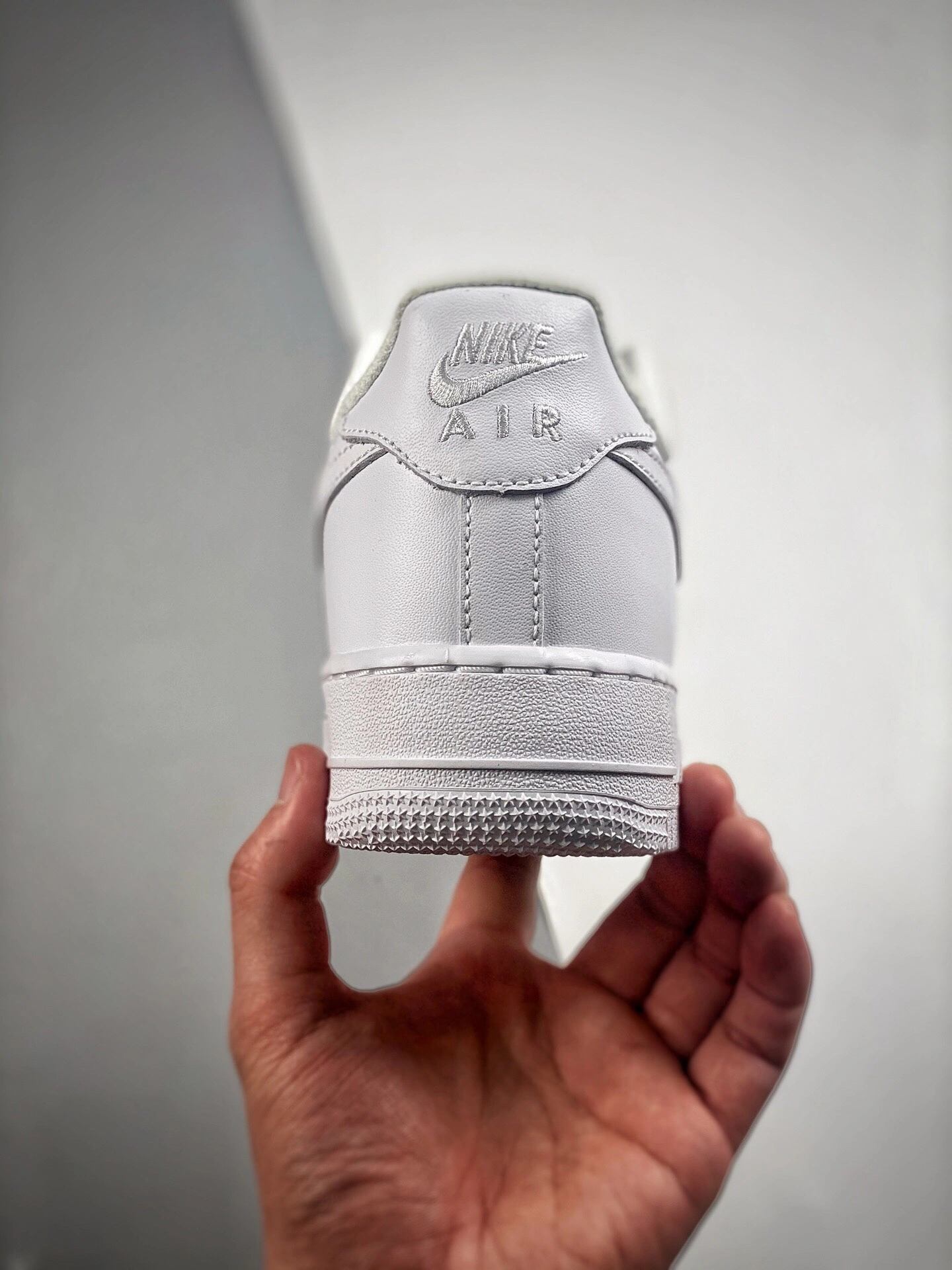 & Flying pig- --Air Force1 Low CW2288-111 item:C-X000C2795