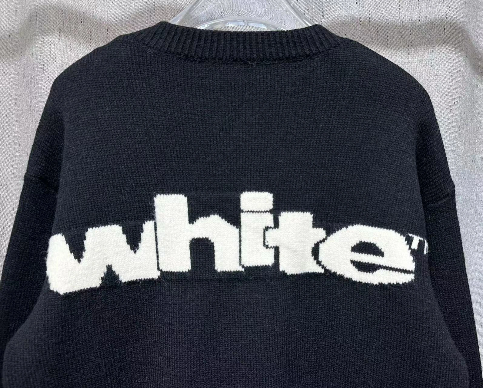 & Gemini-- Off Whit5 logo 2colour item:E-F199G0802-2