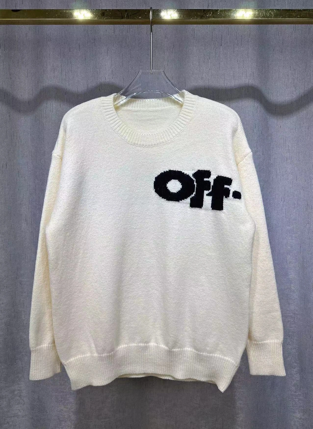 & Gemini-- Off Whit5 logo 2colour item:E-F199G0802-2