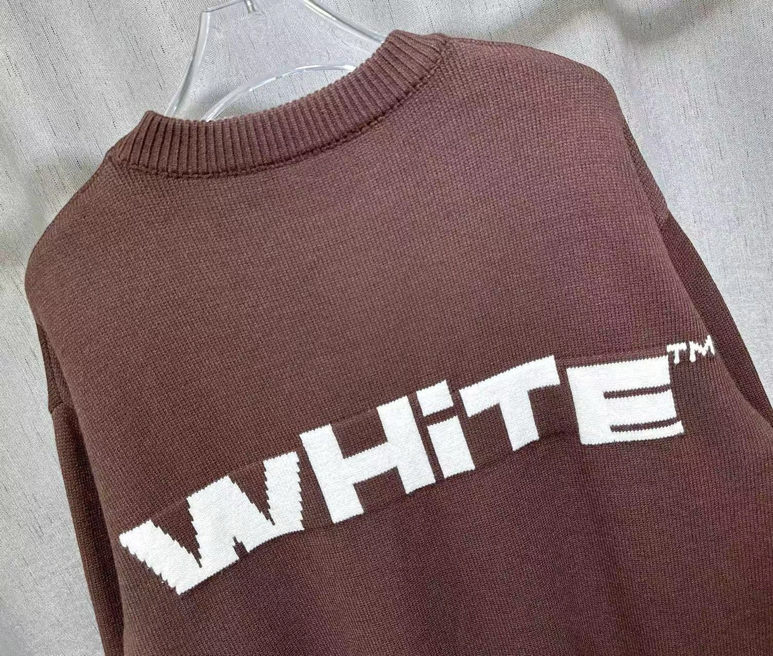 & Gemini-- Off Whit5 logo 2colour item:E-F199G0803-2