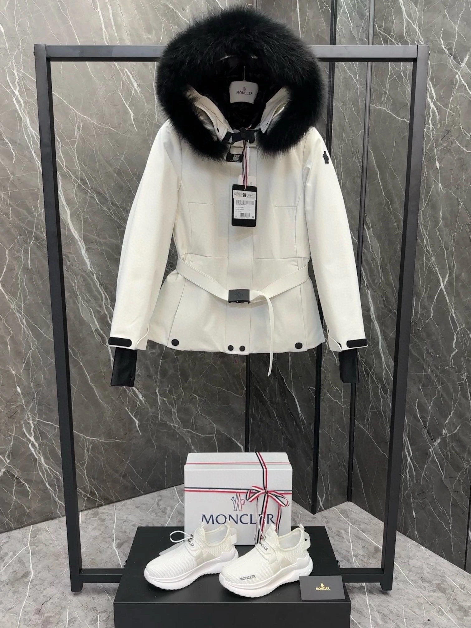 Victoria-- 7o9385r Grenble Laplance Down jacket 90% white duck down 90 fox hair item:D-F365I090209-4