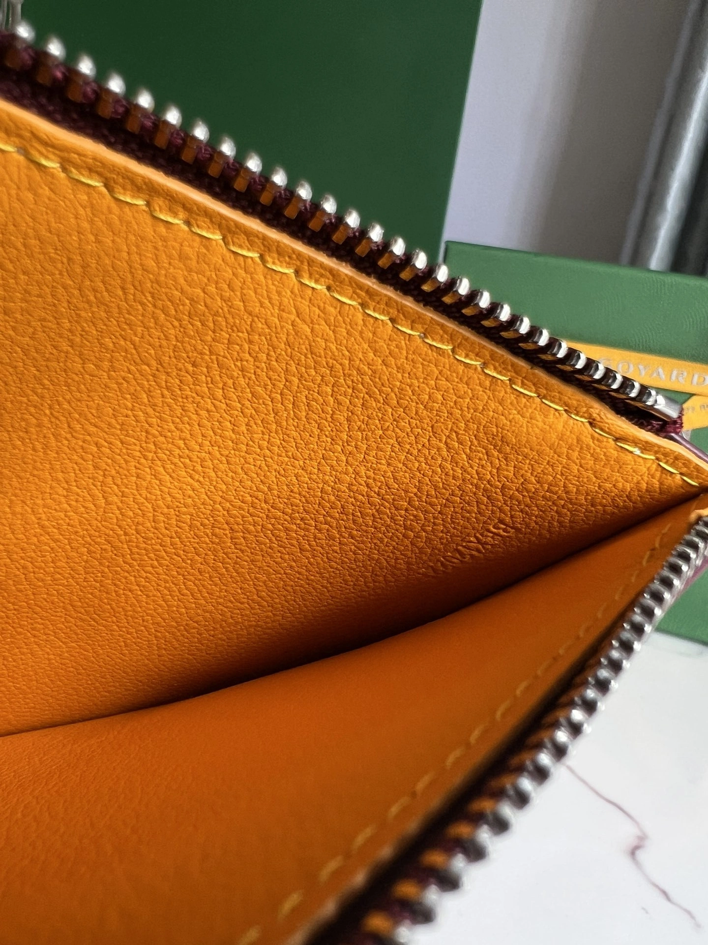MOMO-- 6oy1r4 INSLOUMMLTY-33CL33P high quality version Insert Louise Calfskin item:F-B664B0243