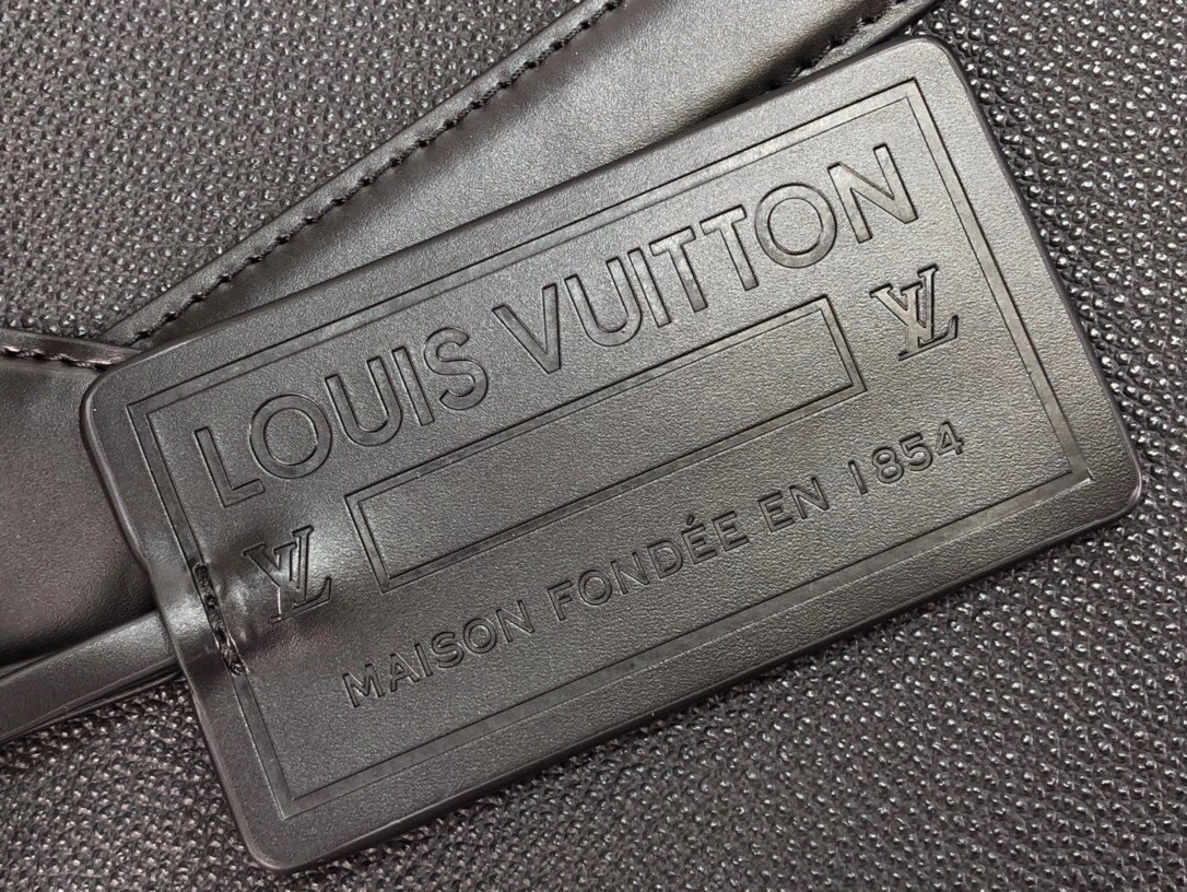 & &Lock It Tote Aer M59158 item:A-B063A0340X