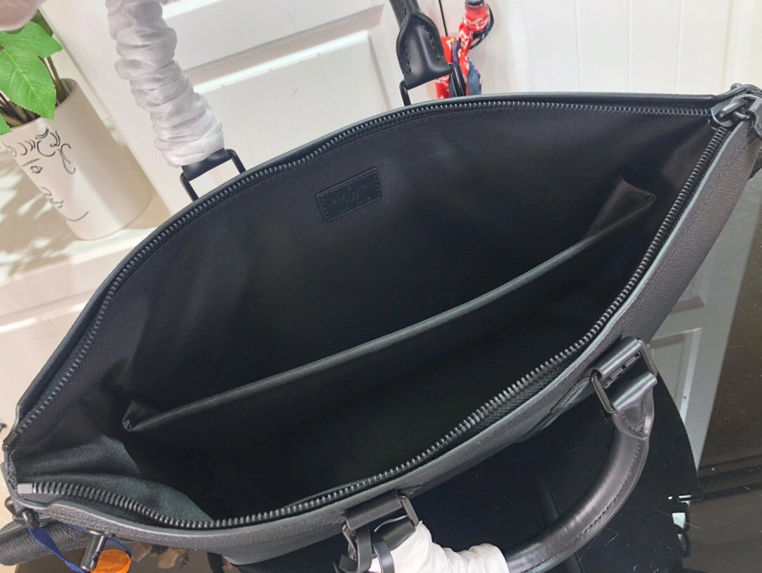 & &Lock It Tote Aer M59158 item:A-B063A0340X