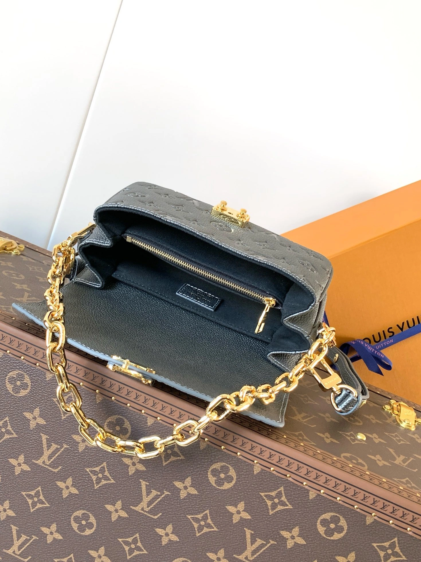 MOMO-- 8V M11998 high quality version Pochette Métis East West Ski cowhide item:F-B000A2110