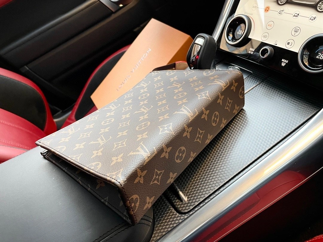 & M47542 cowhide item : BT-B009B2137
