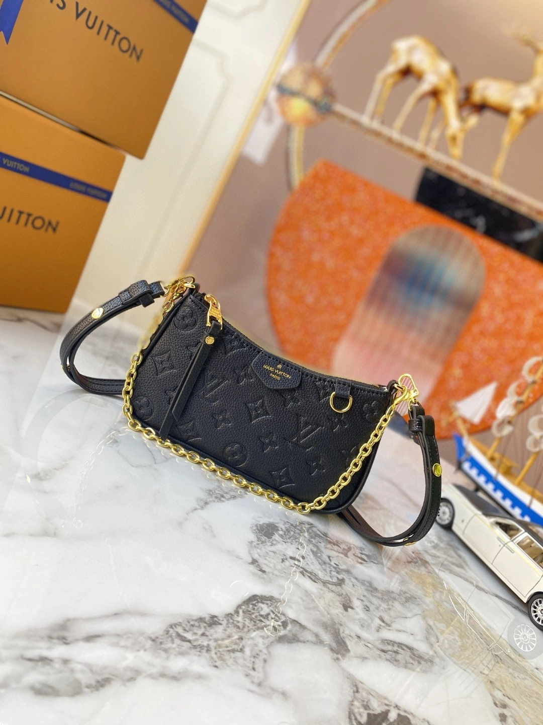 & M80349 Easy Pouch On Strap item : BT-B225D0834W