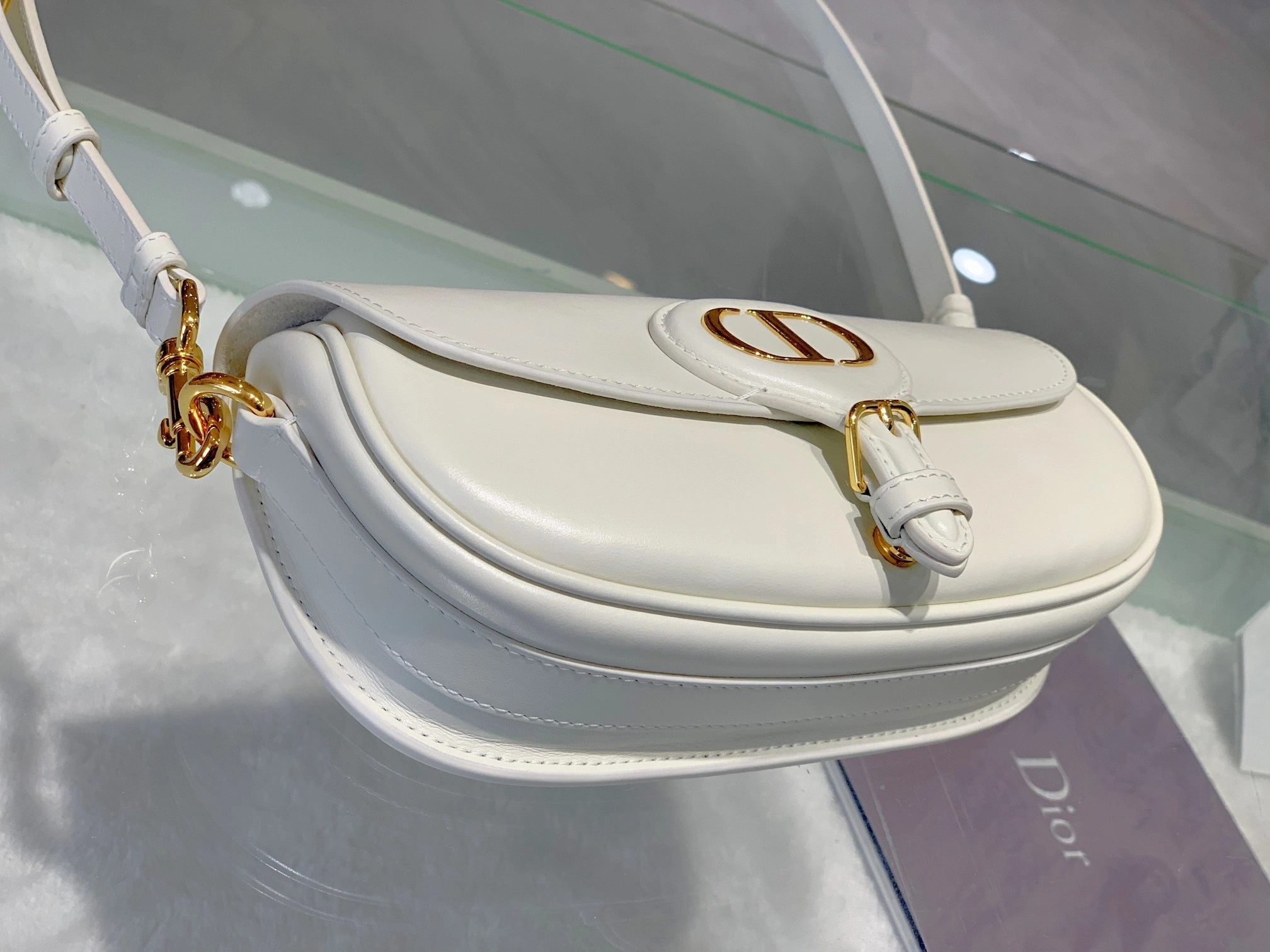 Custombag--M9327UMOL_M030 M9327UMOL-M030 Bobby high quality version Crescent alar package item：C-B803D0762
