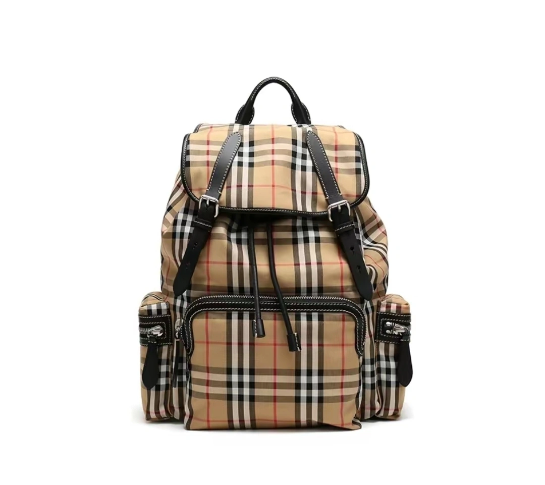 & MOMO--- 40697481 Vintage item:D-B000B2908