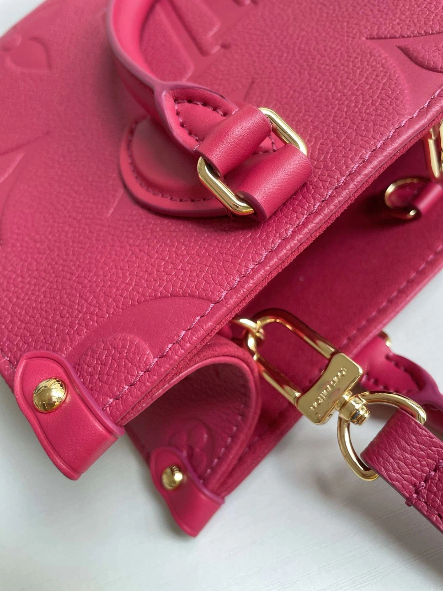 * MOMO--- cowhide M45660 item : A-B00G3012