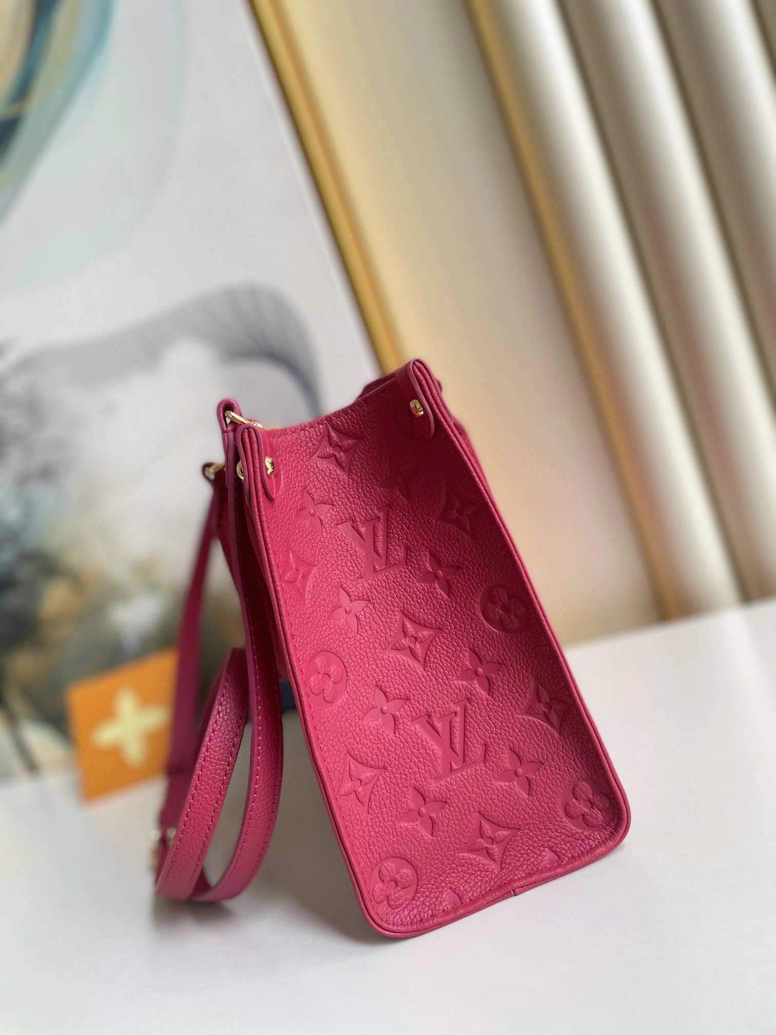 * MOMO--- cowhide M45660 item : A-B00G3012