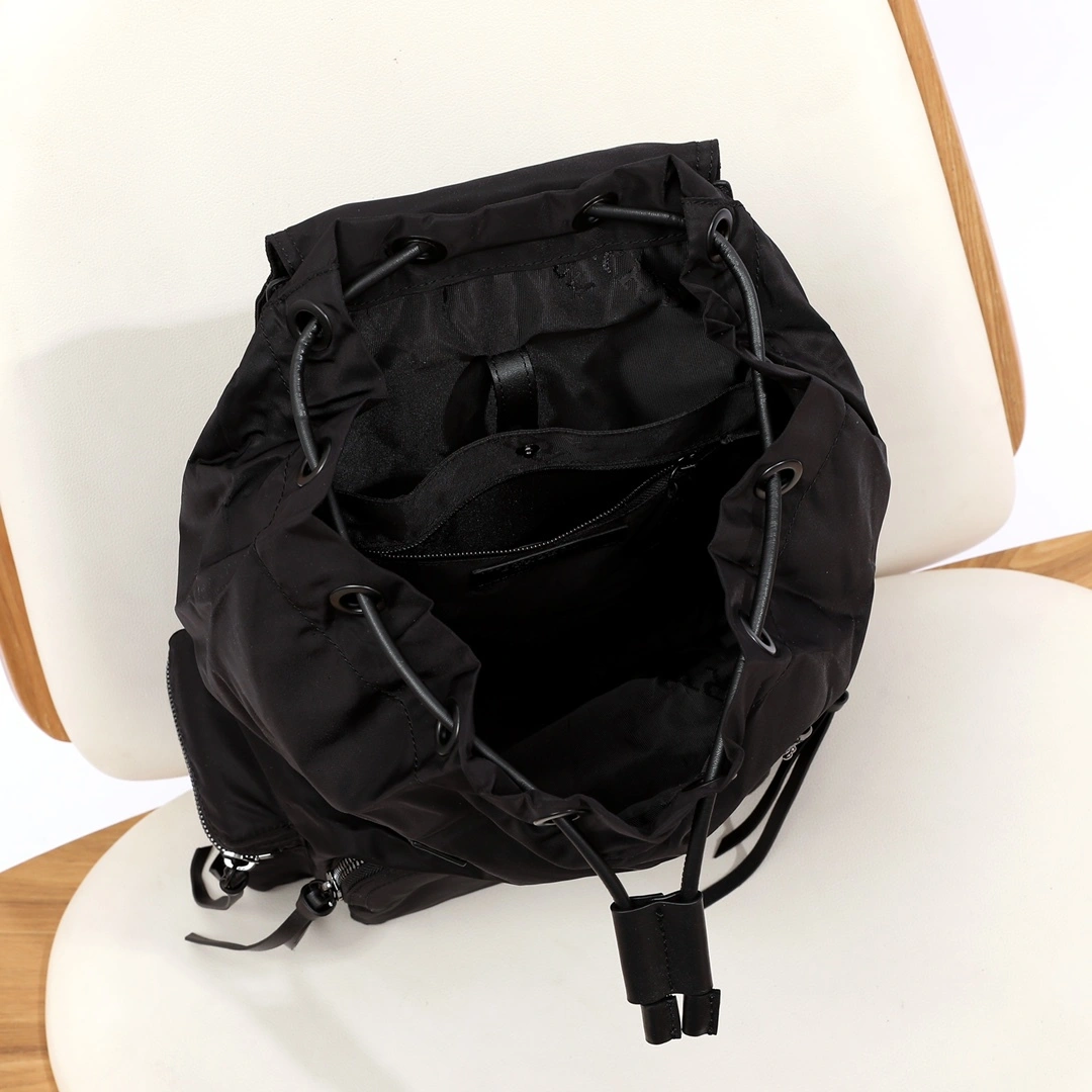 & MOMO-- 4015479 item:D-B000A2444R