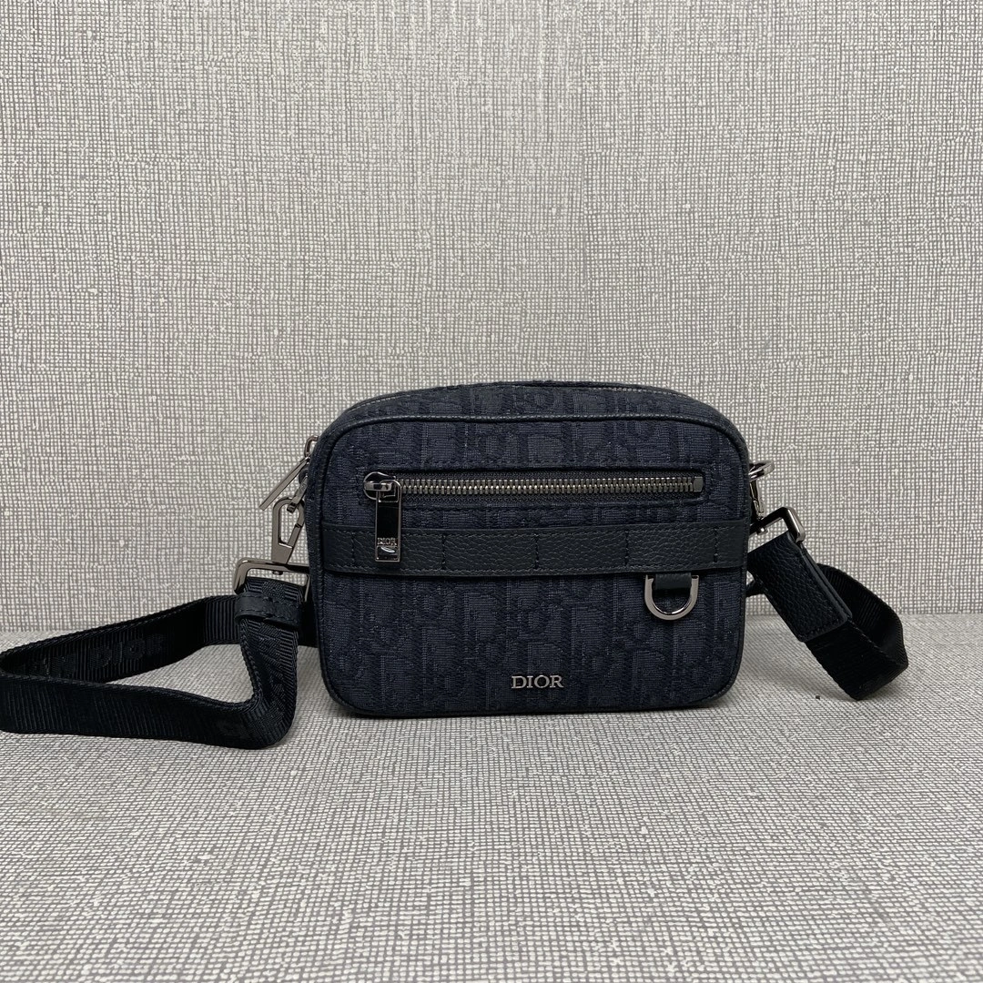& MoMo-- 4ior 2ESWS011YKY-H03E cowhide high quality version item:E-B180F1099H