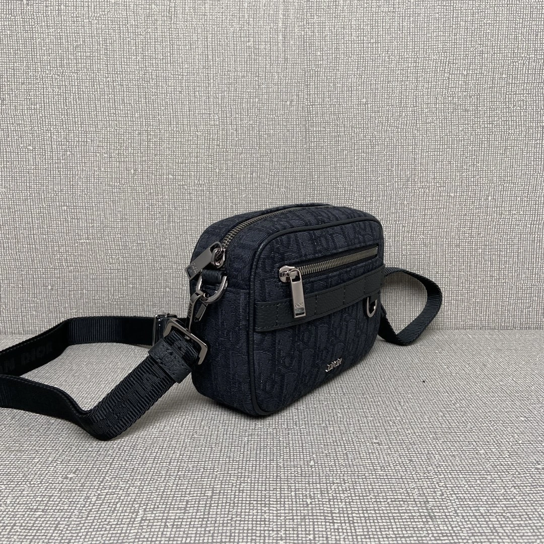 & MoMo-- 4ior 2ESWS011YKY-H03E cowhide high quality version item:E-B180F1099H