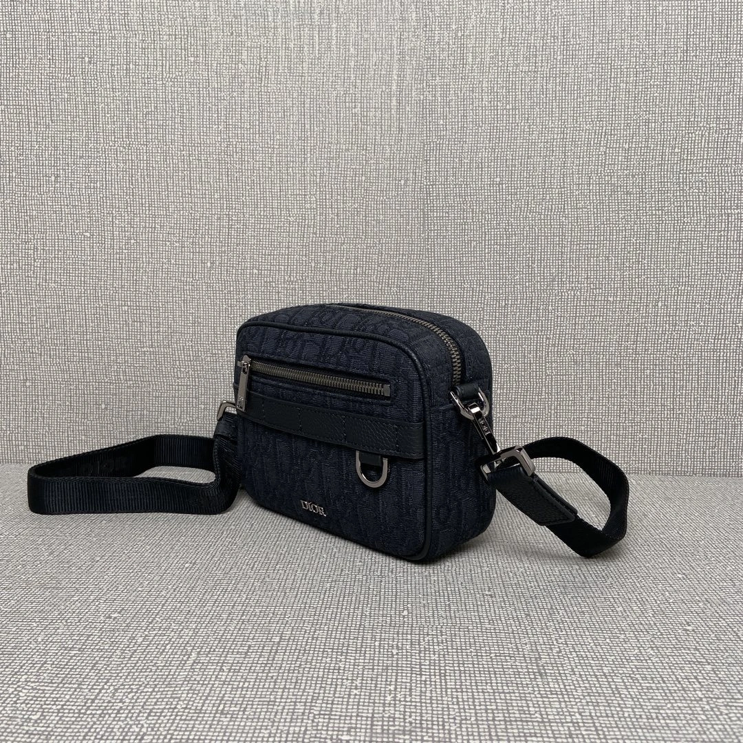 & MoMo-- 4ior 2ESWS011YKY-H03E cowhide high quality version item:E-B180F1099H