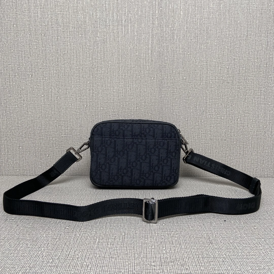 & MoMo-- 4ior 2ESWS011YKY-H03E cowhide high quality version item:E-B180F1099H