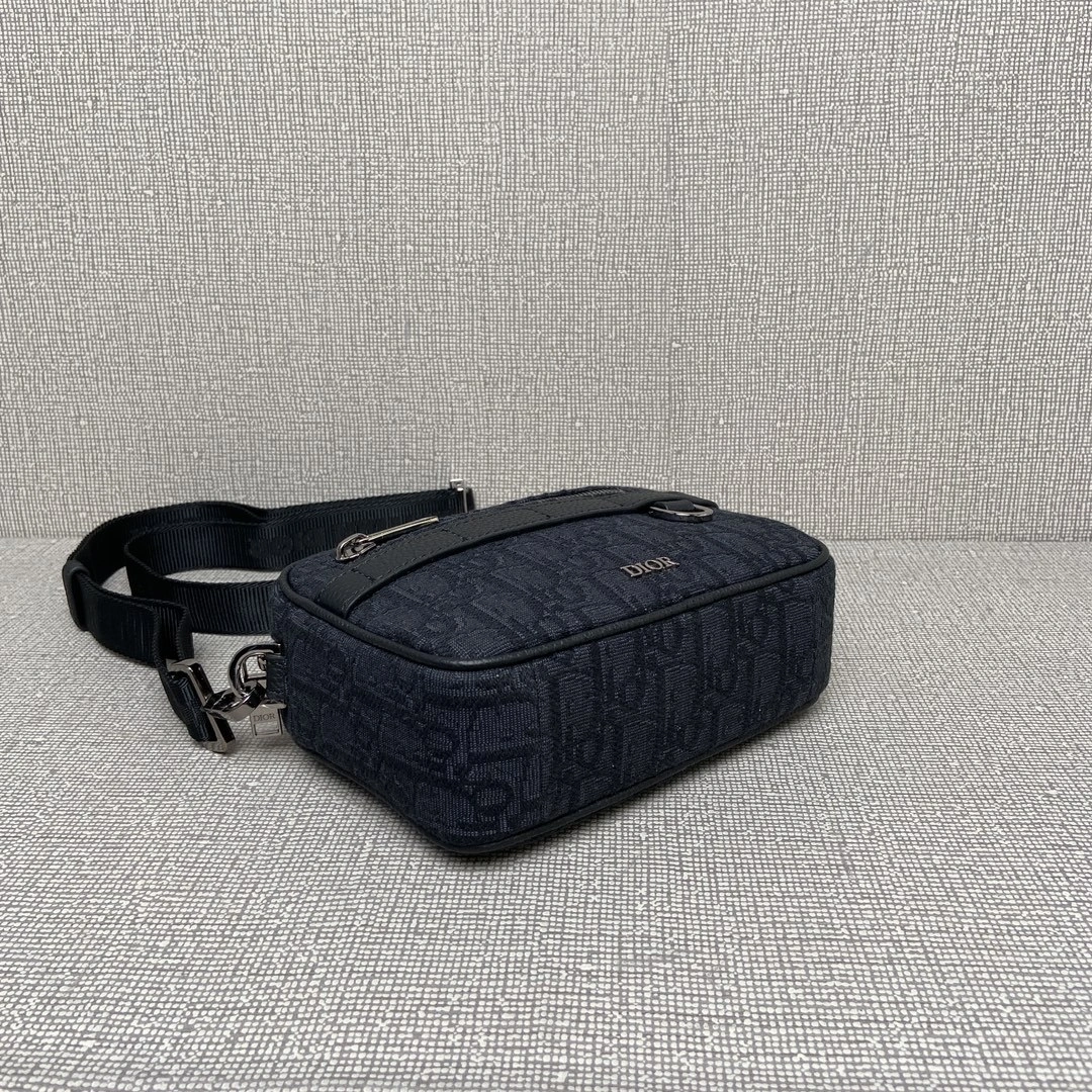 & MoMo-- 4ior 2ESWS011YKY-H03E cowhide high quality version item:E-B180F1099H