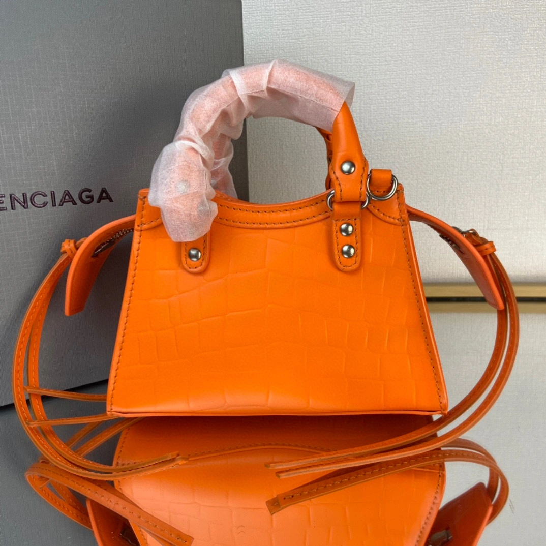 & Neo Classic item: B-B063B64389521T