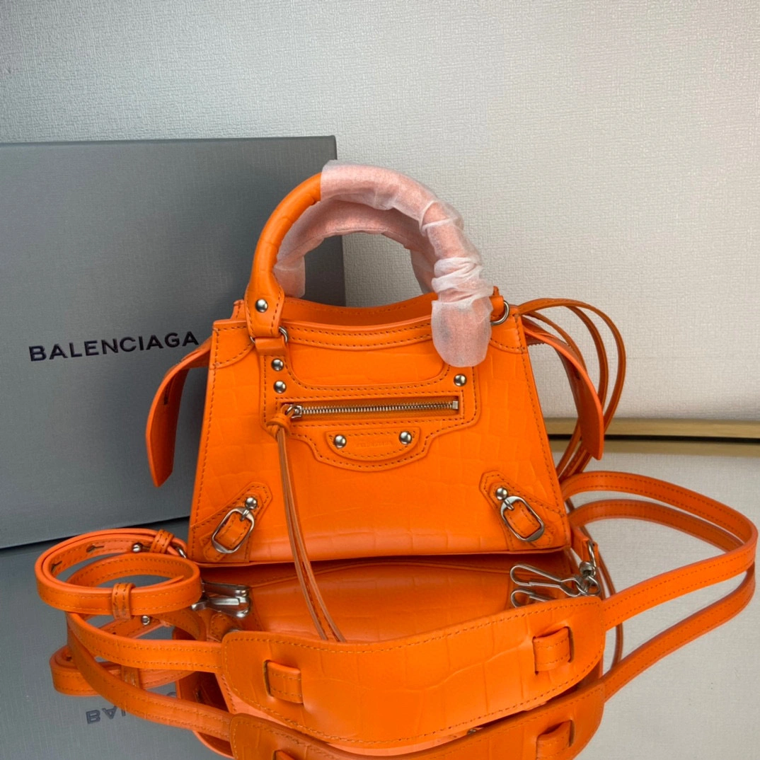 & Neo Classic item: B-B063B64389521T