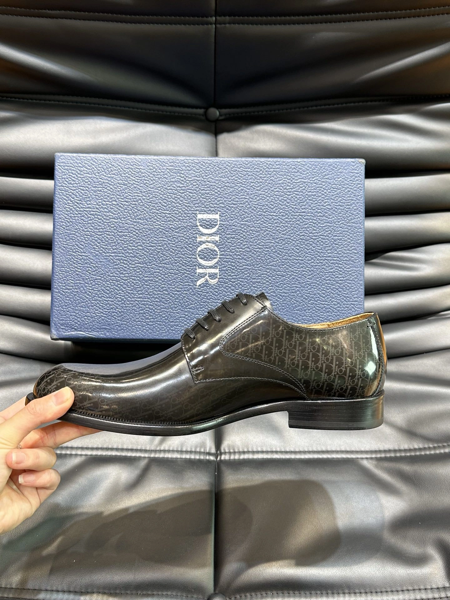 & OOBB-- 4ior 3DE305ZTJ_H900 Calfskin item:D-X158G1709