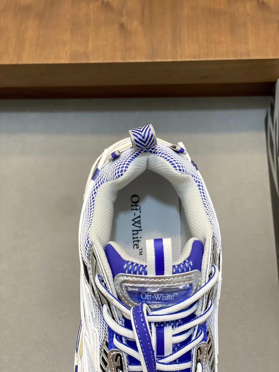 & OOBB-- Off Whit5 OWIA289S25FAB0044501 C O VirGil Abloh item：E-X062I0120