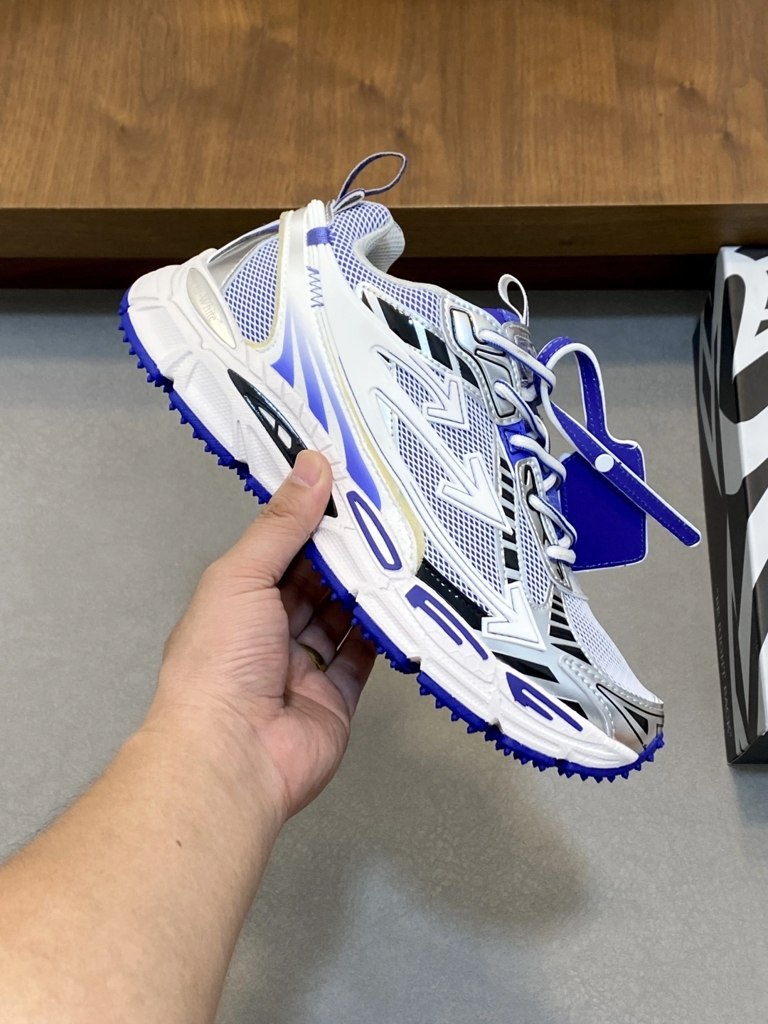 & OOBB-- Off Whit5 OWIA289S25FAB0044501 C O VirGil Abloh item：E-X062I0120