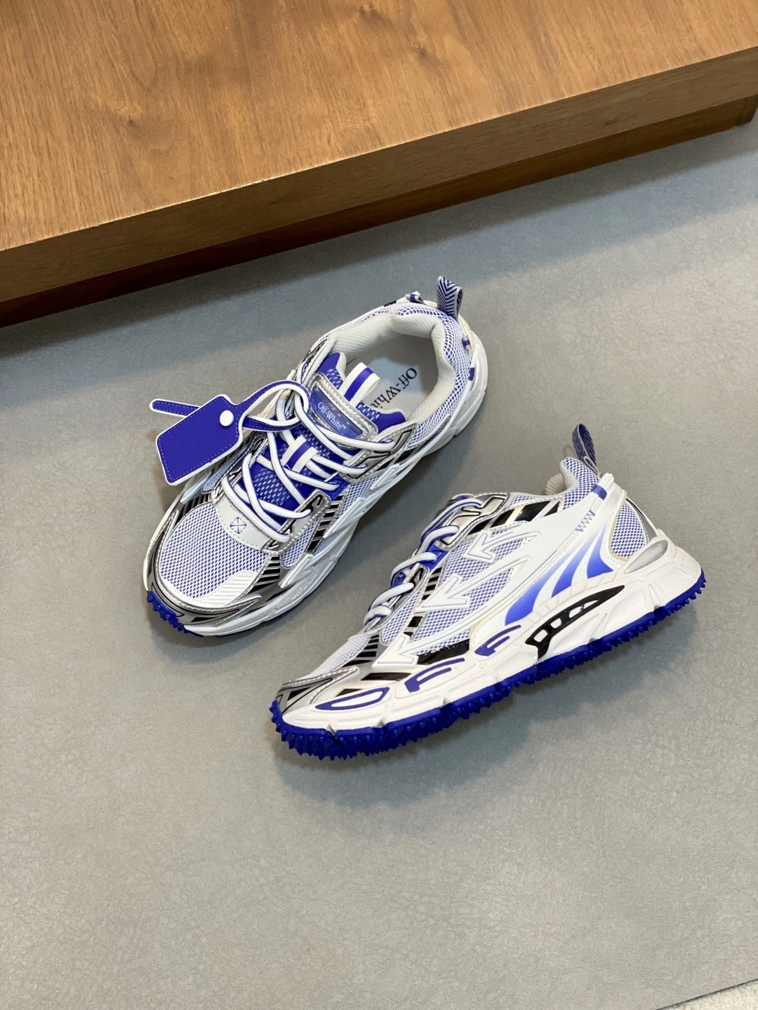 & OOBB-- Off Whit5 OWIA289S25FAB0044501 C O VirGil Abloh item：E-X062I0120