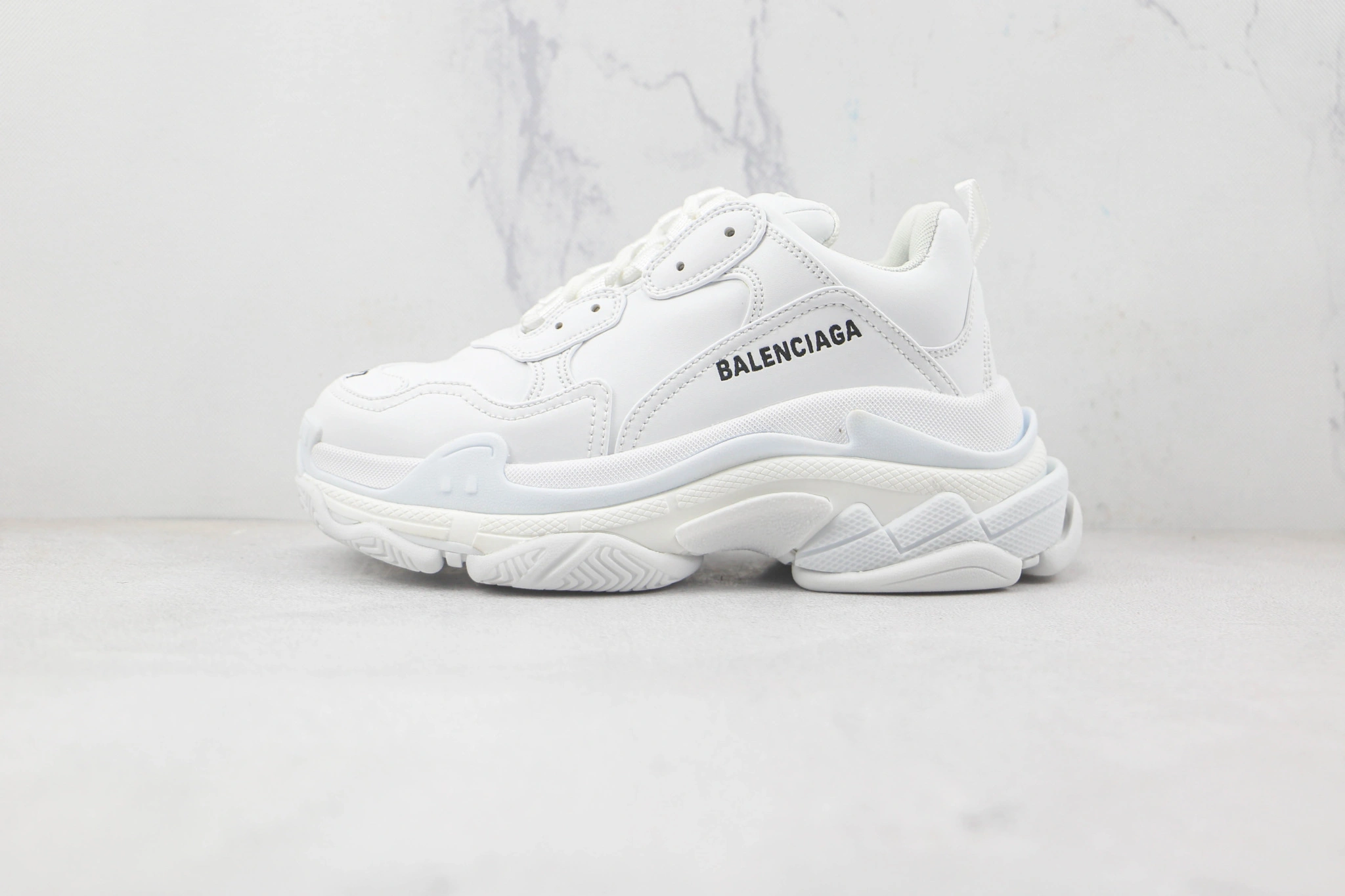 & &OOBB -536737W2FA59000 TRIPLE S item:B-X000E2081J