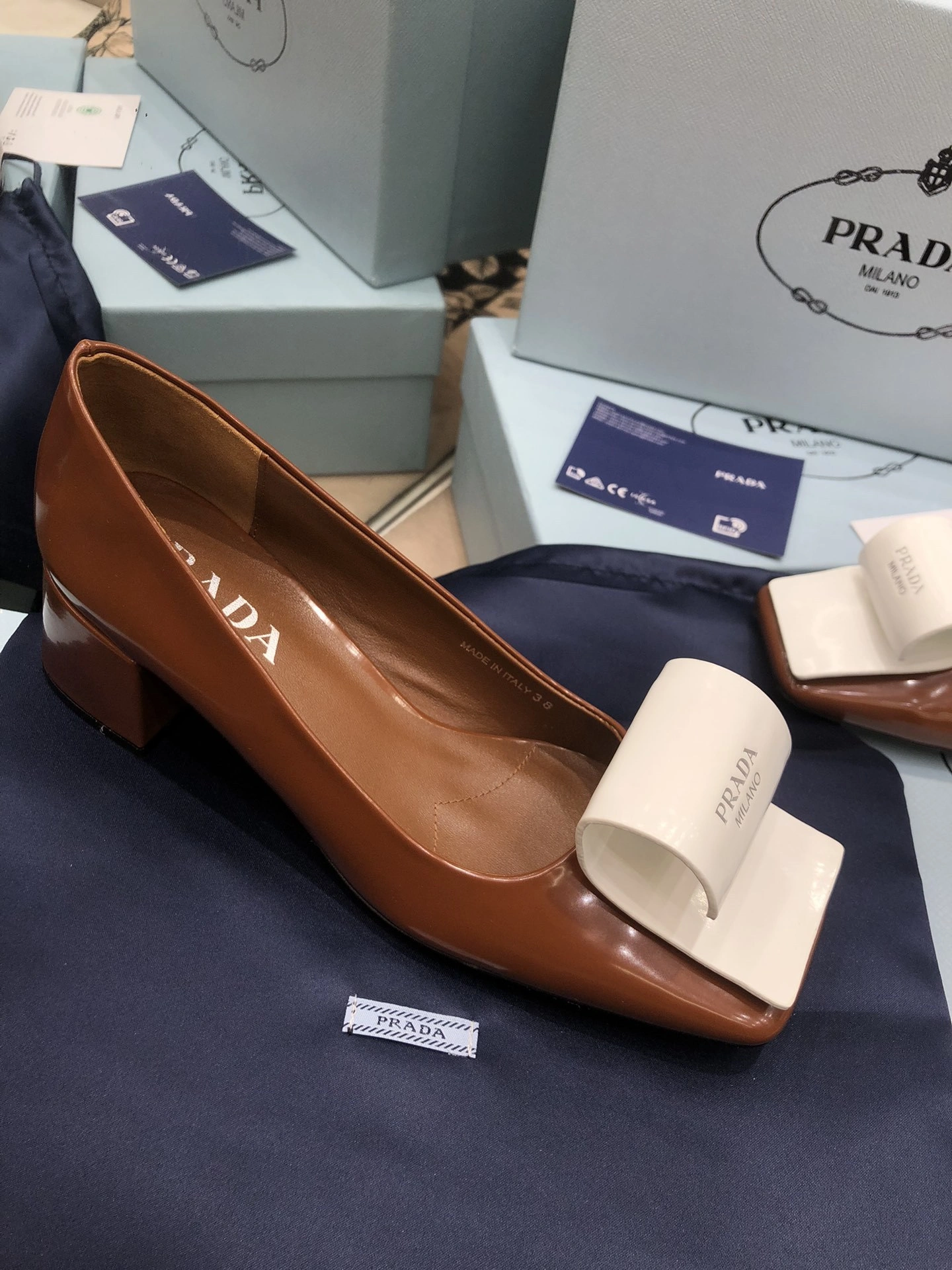 COCO-- Pr141 1I964N_AZ3_F070D_F_D035 cowhide sheepskin Heel height：5CM item:E-X062E1501W