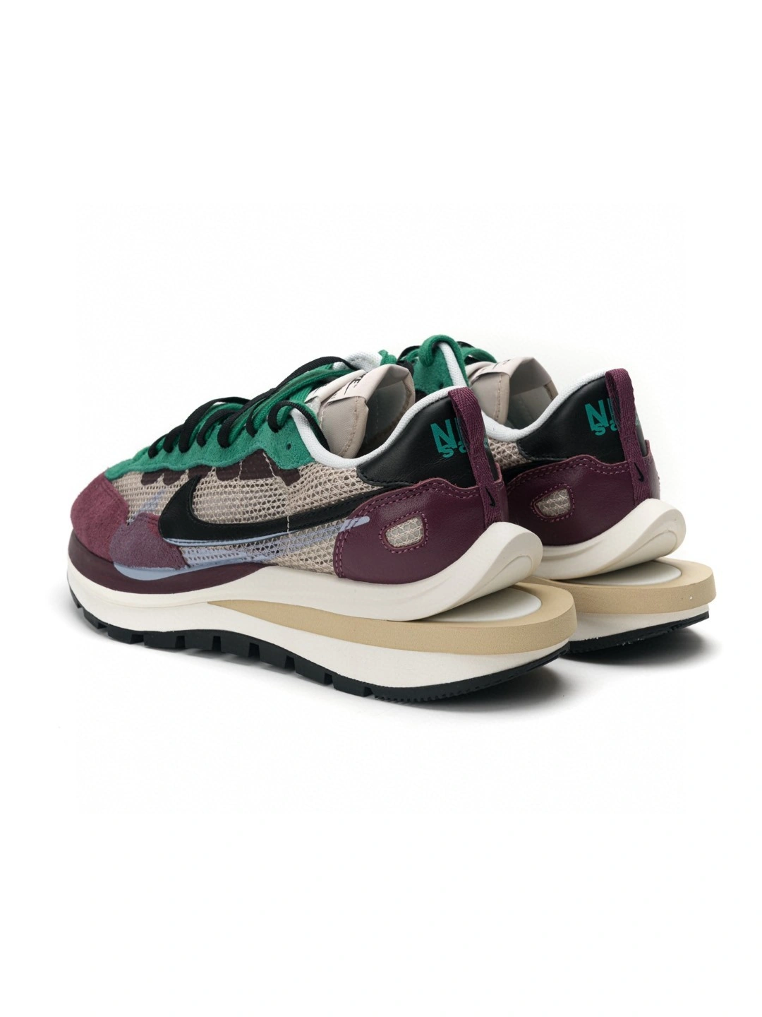& &Sneaker3a- DD3035-200 item : A-X05L1465W