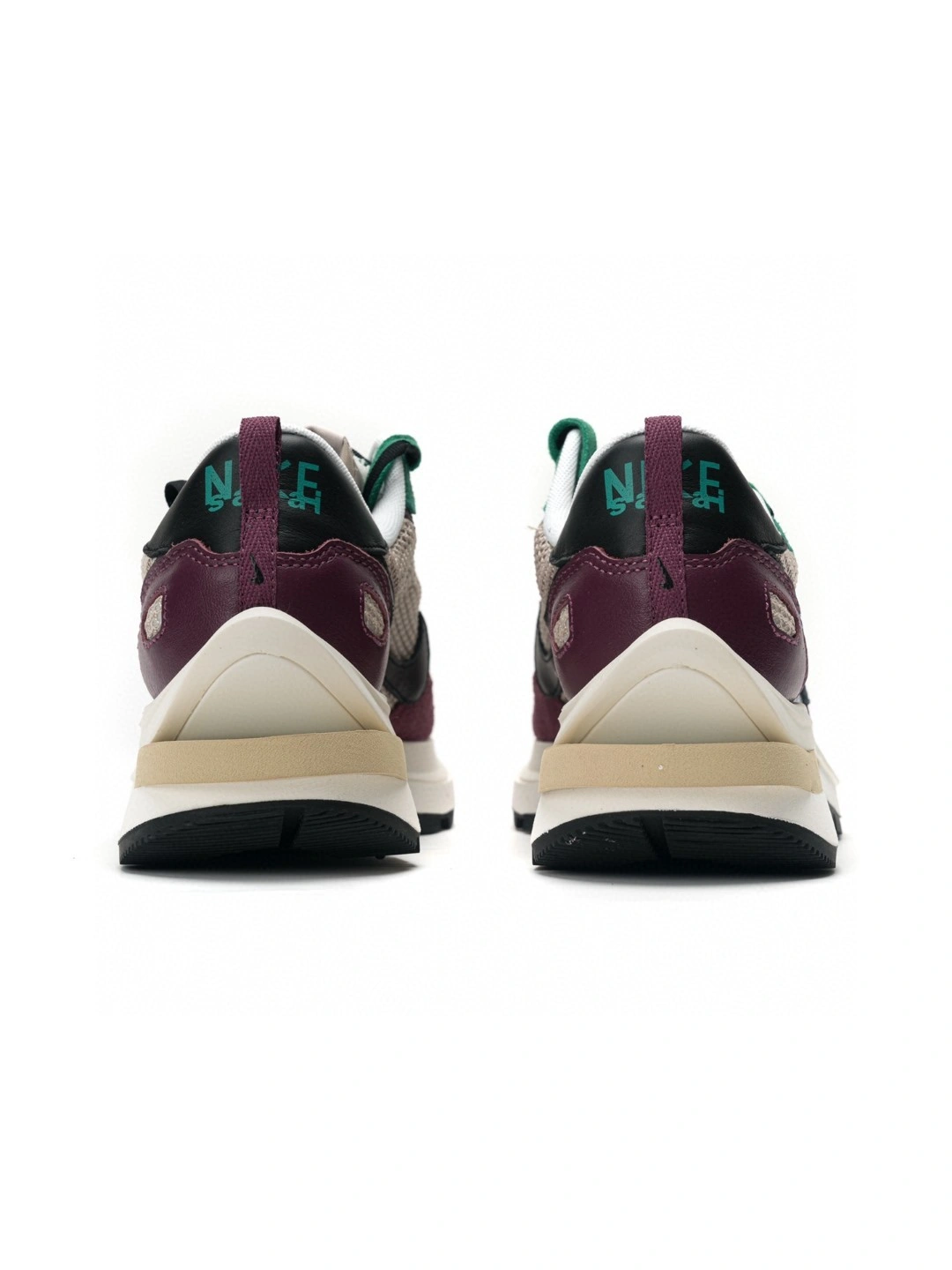 & &Sneaker3a- DD3035-200 item : A-X05L1465W