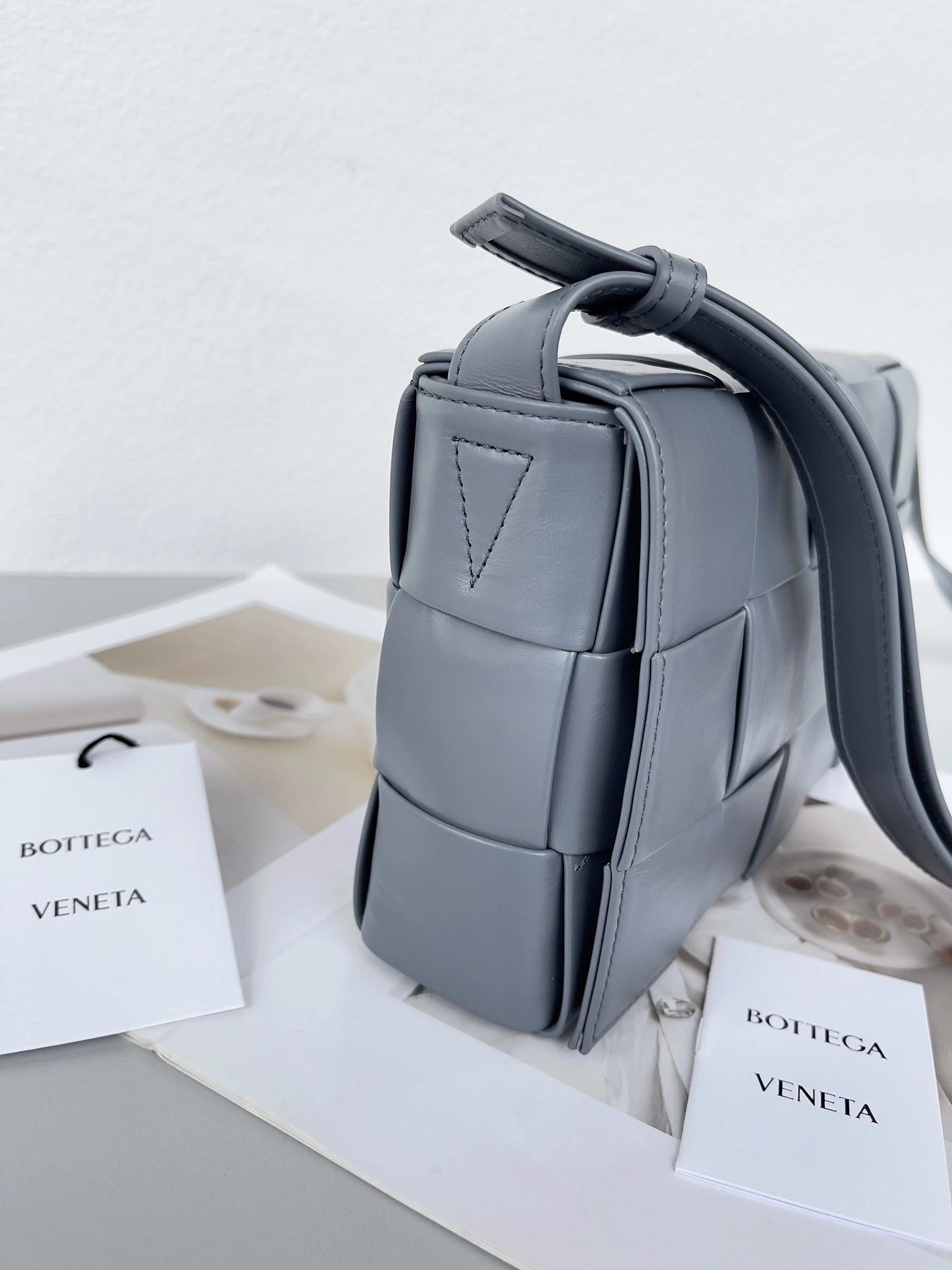 MOMO-- V595t1 667298VCQ711242 high quality version Calfskin waxed skin item:E-B063A0866