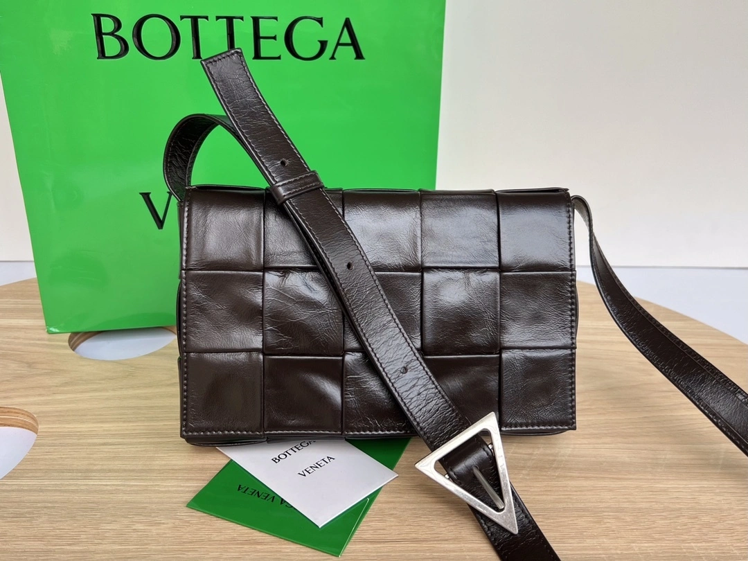 MOMO-- V595t1 667298VCQ712145 high quality version Calfskin waxed skin item:E-B063A0874