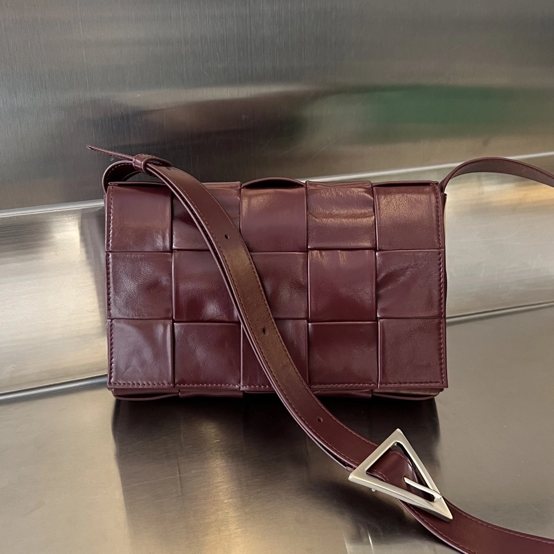 MOMO-- V595t1 667298VCQ712245 high quality version Calfskin waxed skin item:E-B063A0873