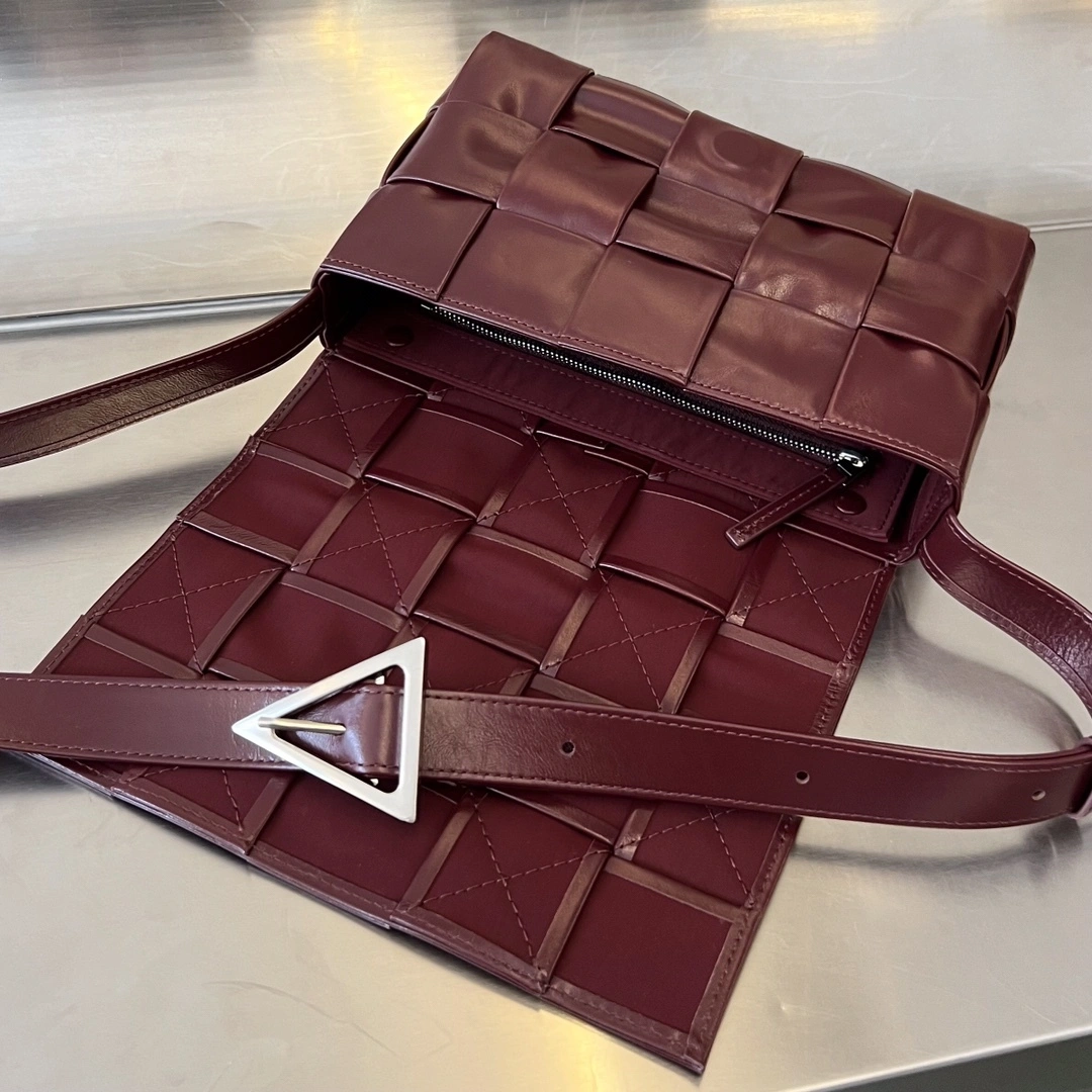 MOMO-- V595t1 667298VCQ712245 high quality version Calfskin waxed skin item:E-B063A0873