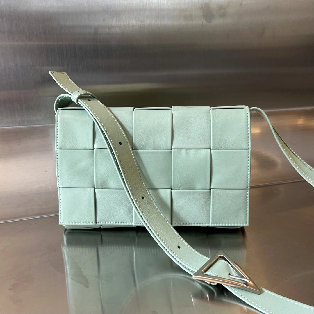 MOMO-- V595t1 667298VCQ713402 high quality version Calfskin waxed skin item:E-B000A0853