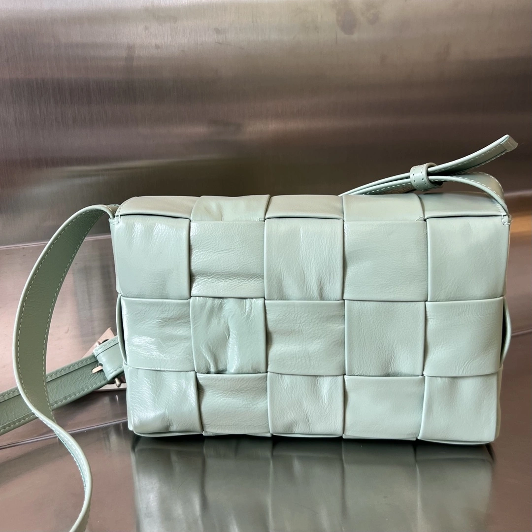 MOMO-- V595t1 667298VCQ713402 high quality version Calfskin waxed skin item:E-B000A0853