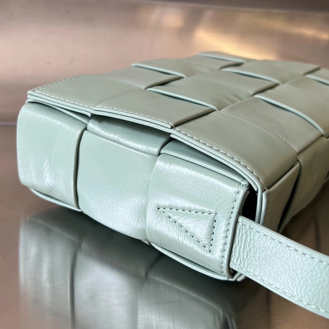 MOMO-- V595t1 667298VCQ713402 high quality version Calfskin waxed skin item:E-B000A0853