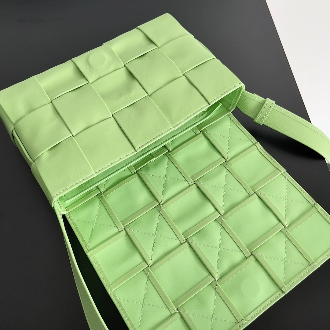 MOMO-- V595t1 667298VCQ713840 high quality version Calfskin waxed skin item:E-B063A0867