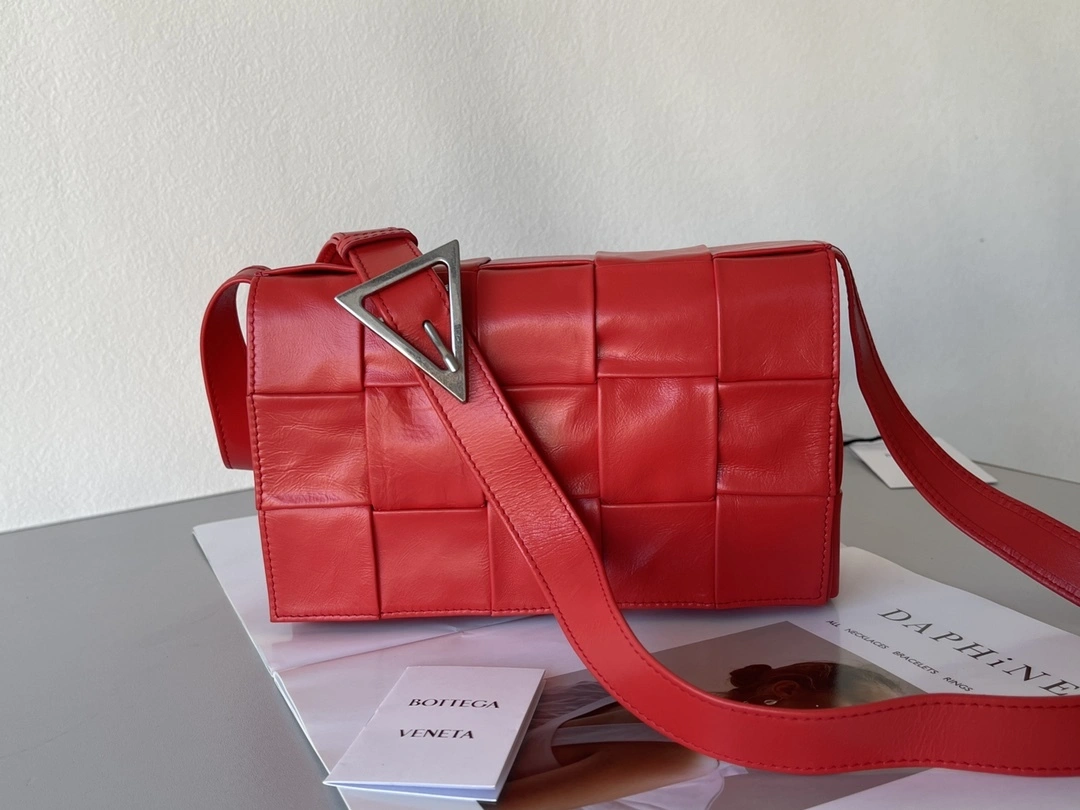 MOMO-- V595t1 667298VCQ718823 high quality version Calfskin waxed skin item:E-B063A0864
