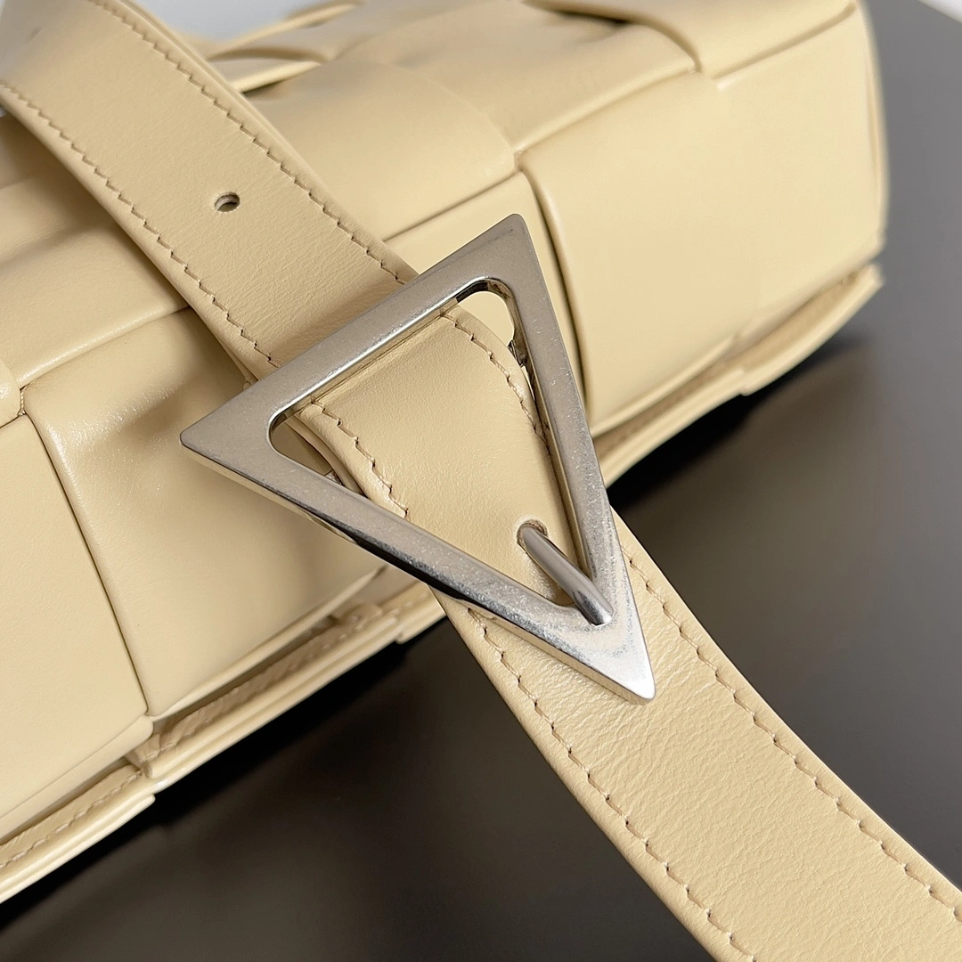 MOMO-- V595t1 667298VCQ719762 high quality version Calfskin waxed skin item:E-B063A0868