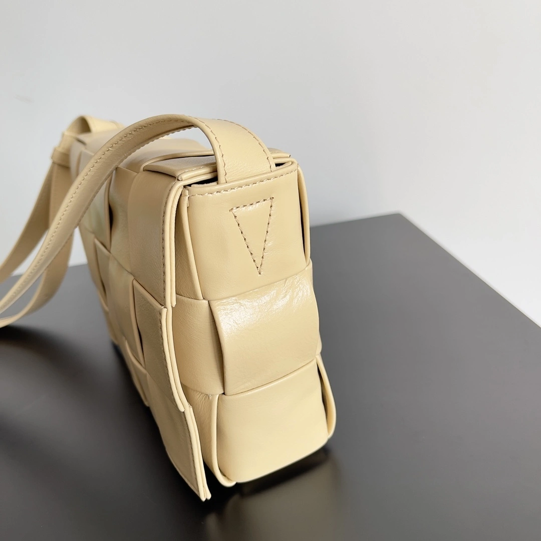 MOMO-- V595t1 667298VCQ719762 high quality version Calfskin waxed skin item:E-B063A0868