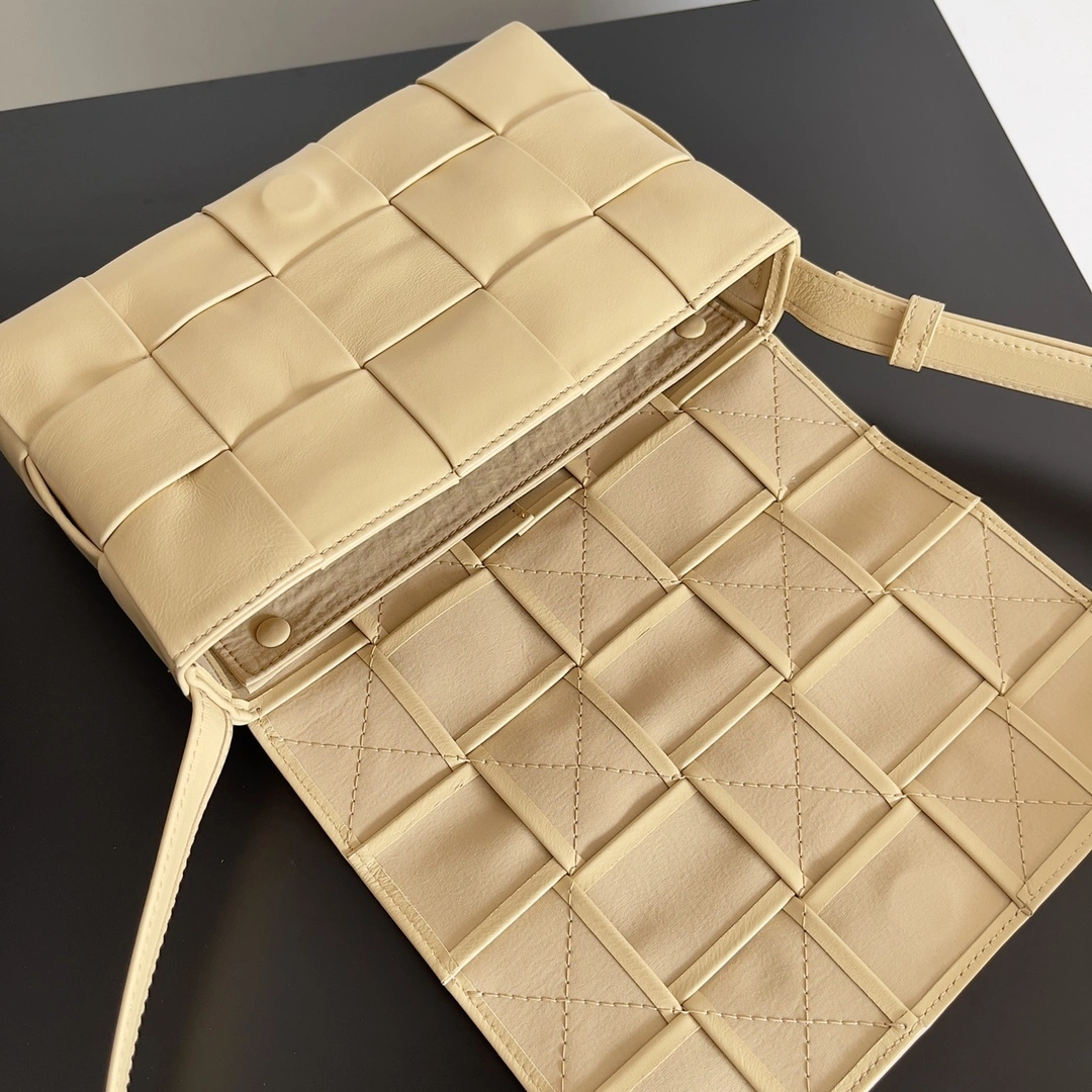 MOMO-- V595t1 667298VCQ719762 high quality version Calfskin waxed skin item:E-B063A0868