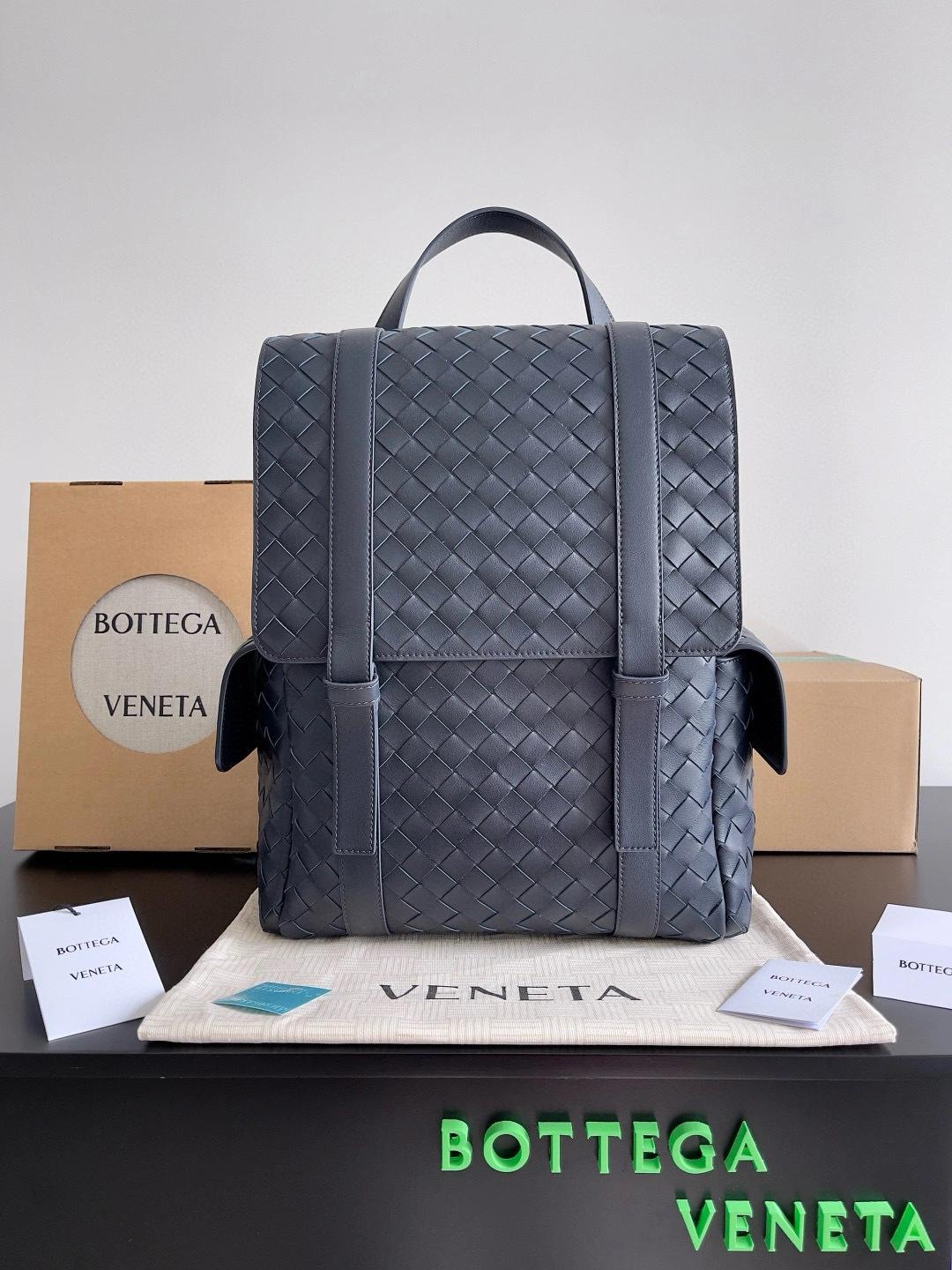 MOMO-- V595t1 805971V2HL18803 high quality version 2colour Calfskin item:E-B100D2197-2H