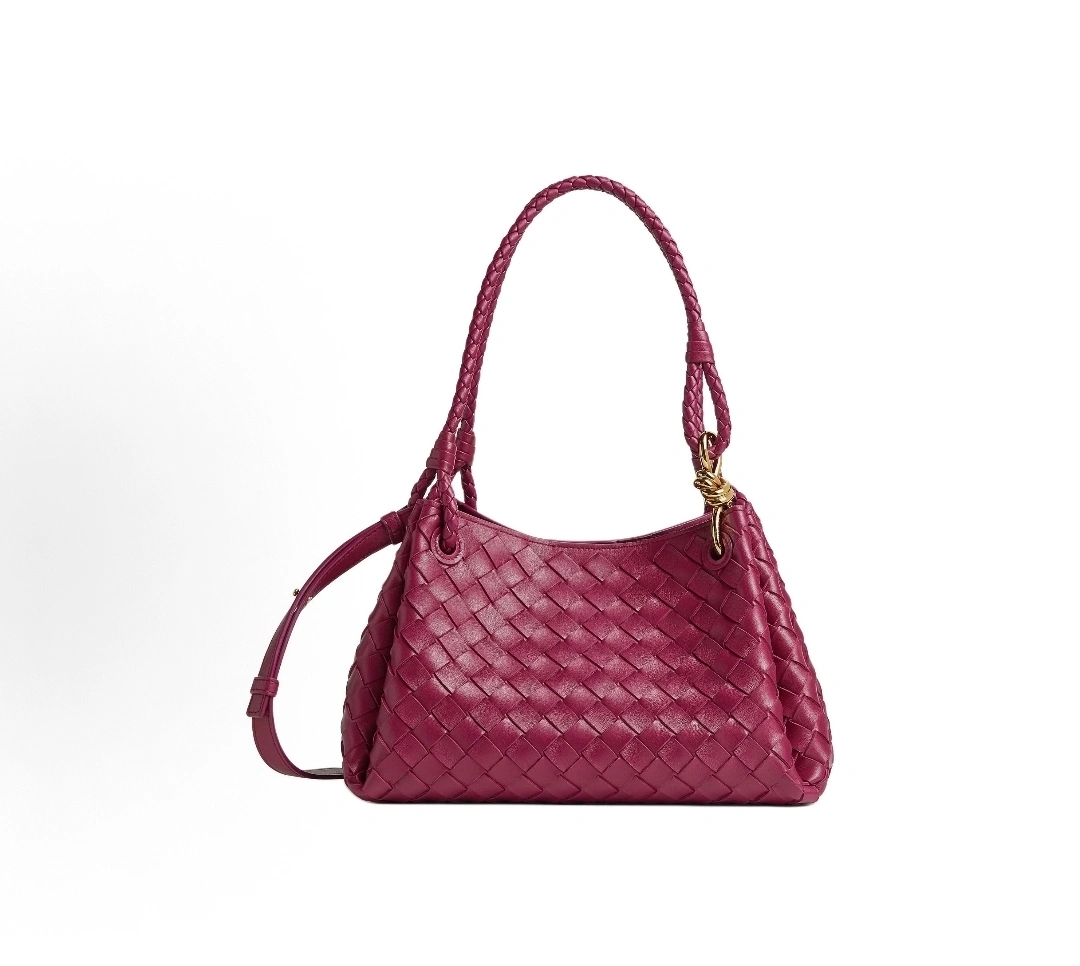 MOMO-- V595t1 835921VCPPT5568 high quality version Parachute sheepskin item:F-B000B0260
